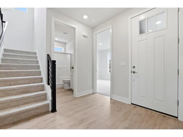 6749 SW Windflower ST, Wilsonville, OR 97070