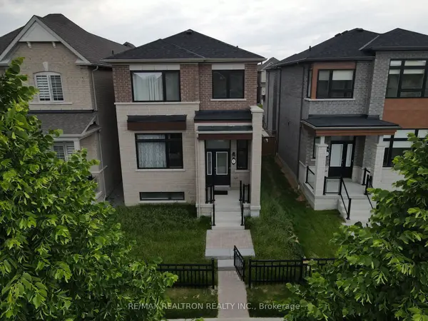 9 Mountainside CRES #Main & 2nd Floor, Whitby, ON L1R 0P5