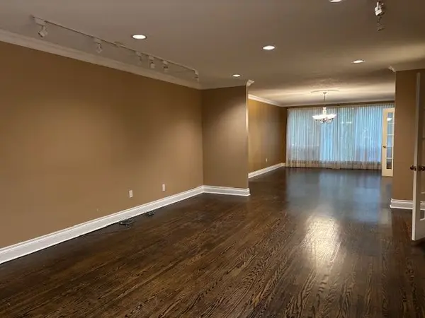 66 Laureleaf RD, Markham, ON L3T 2Y1