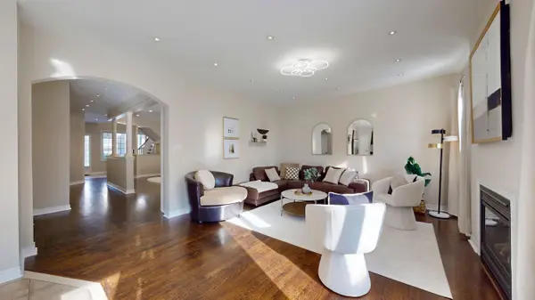 122 Destino CRES, Vaughan, ON L4H 3E2