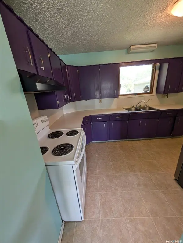 617 Peterson AVENUE, Radville, SK S0C 2G0
