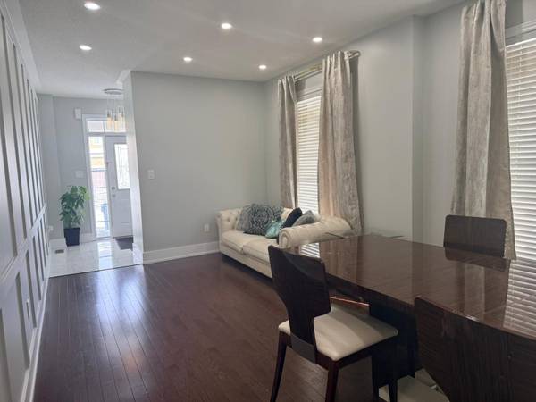 148 Gardenbrooke TRL, Brampton, ON L6P 3C9