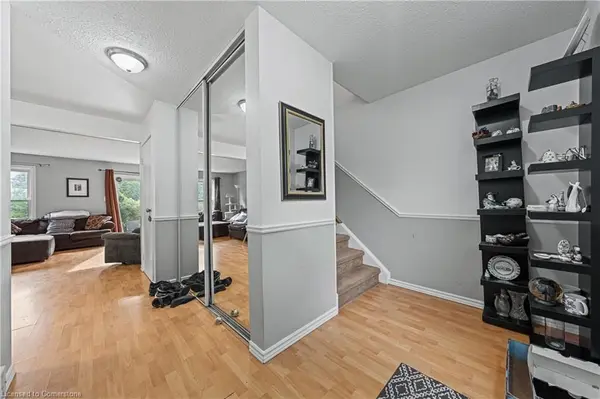 1400 Wildren PL, Cambridge, ON N3H 5A9