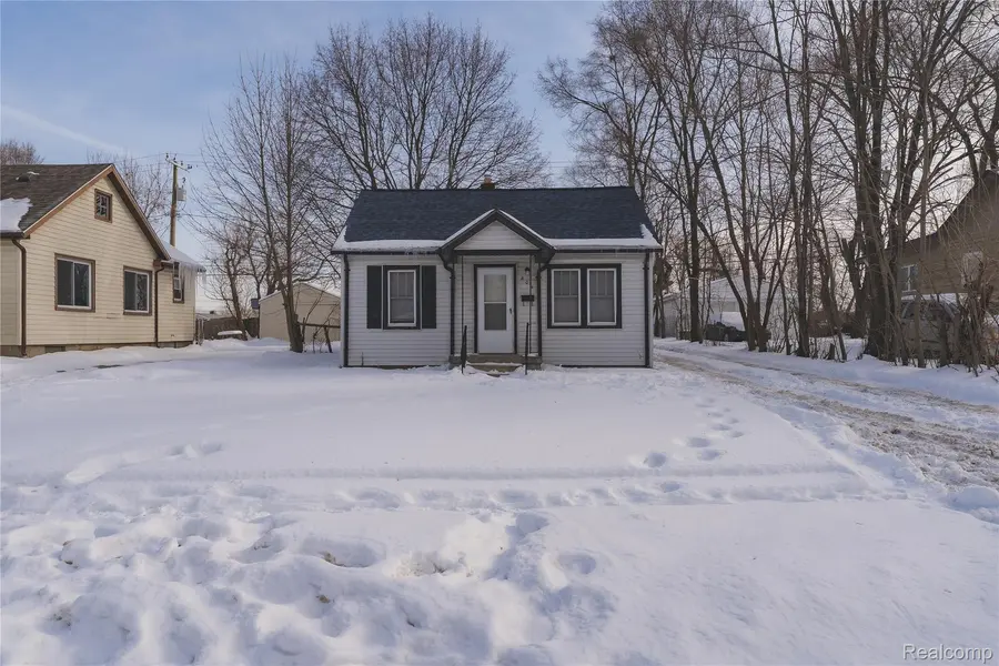 804 Emerson AVE, Pontiac, MI 48340