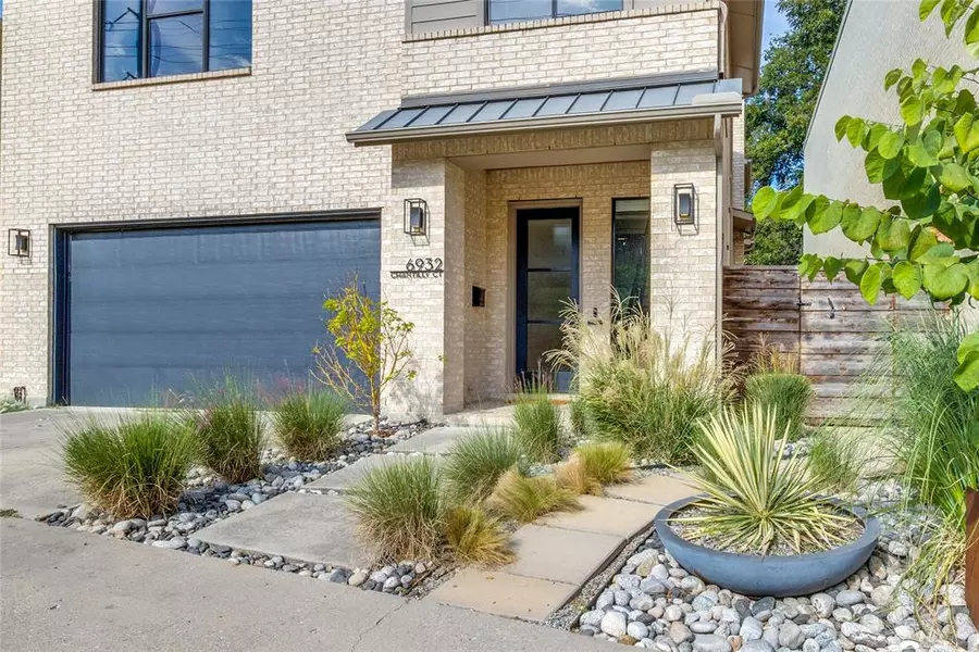 6932 Chantilly Court, Dallas, TX 75214