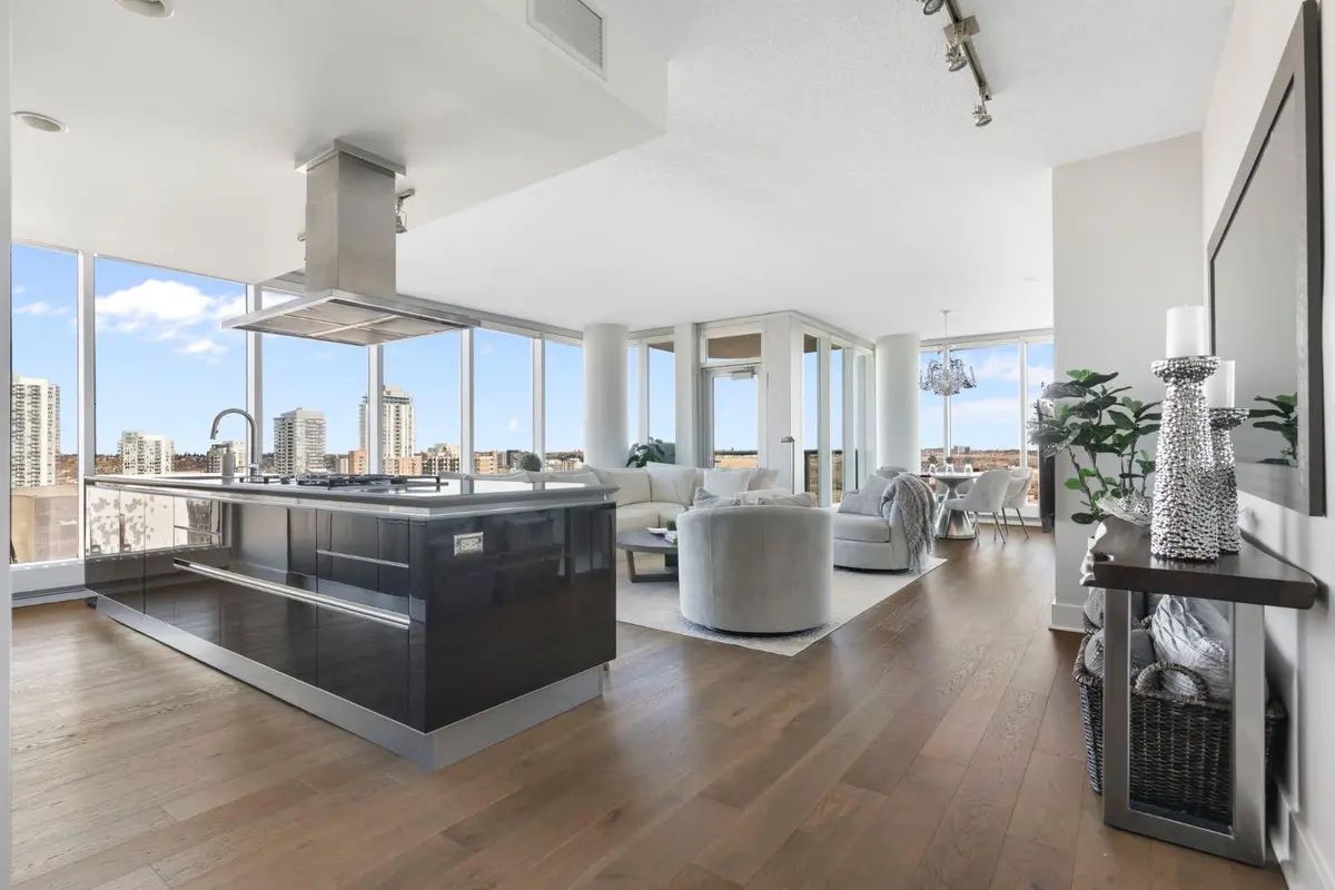 433 11 AVE SE #1601, Calgary, AB T2G 0C7