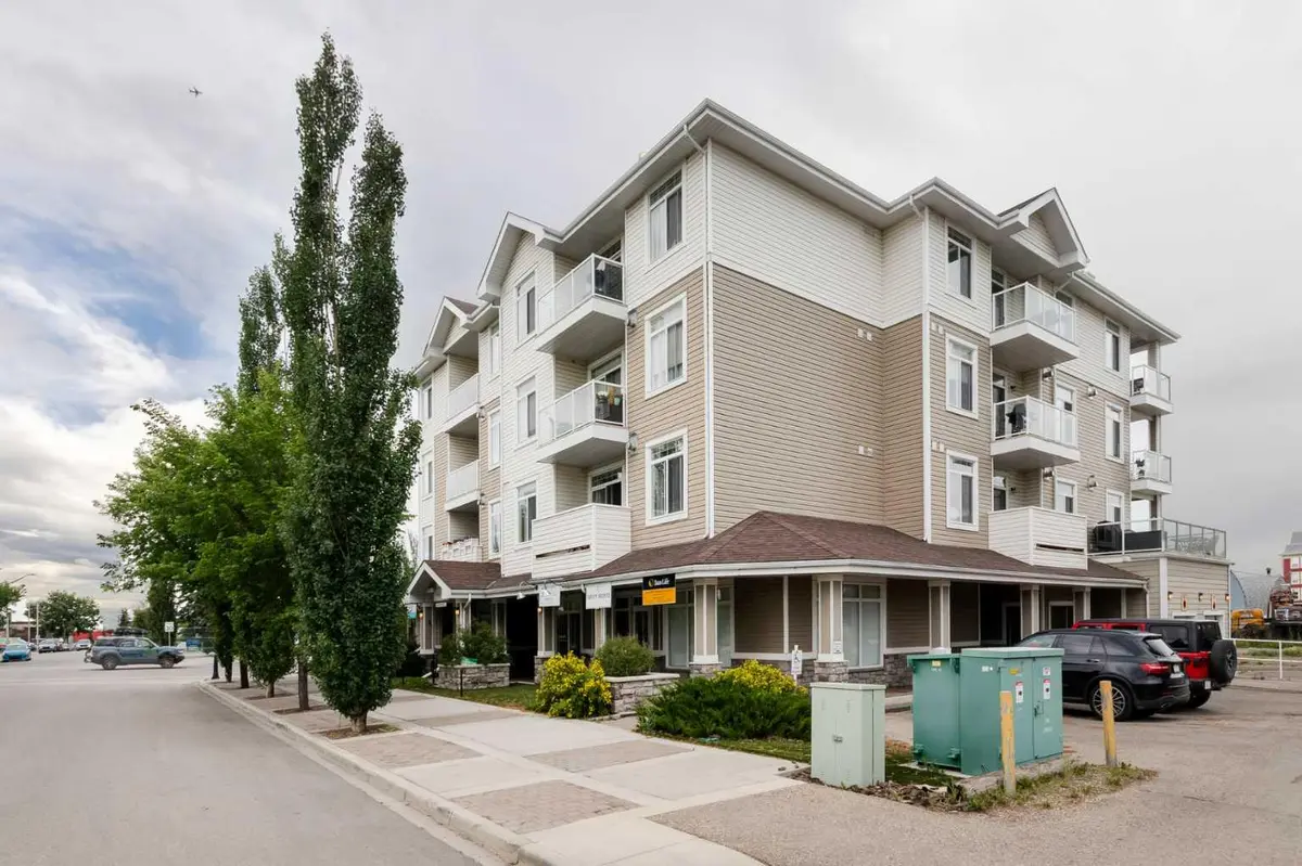 132 1 AVE NW #402, Airdrie, AB T4B 3H4
