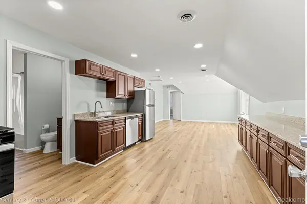 1973 E Grand Unit B BLVD, Detroit, MI 48211