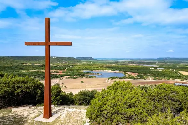 635 CR 184, Lawn, TX 79530