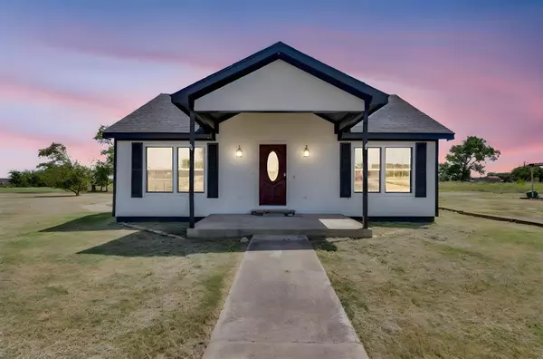 3308 N County Road 810,  Alvarado,  TX 76009