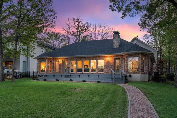 211 N Beverly Drive, Malakoff, TX 75148