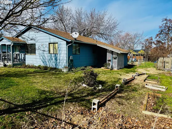 Milton Freewater, OR 97862,103 SE 17TH AVE