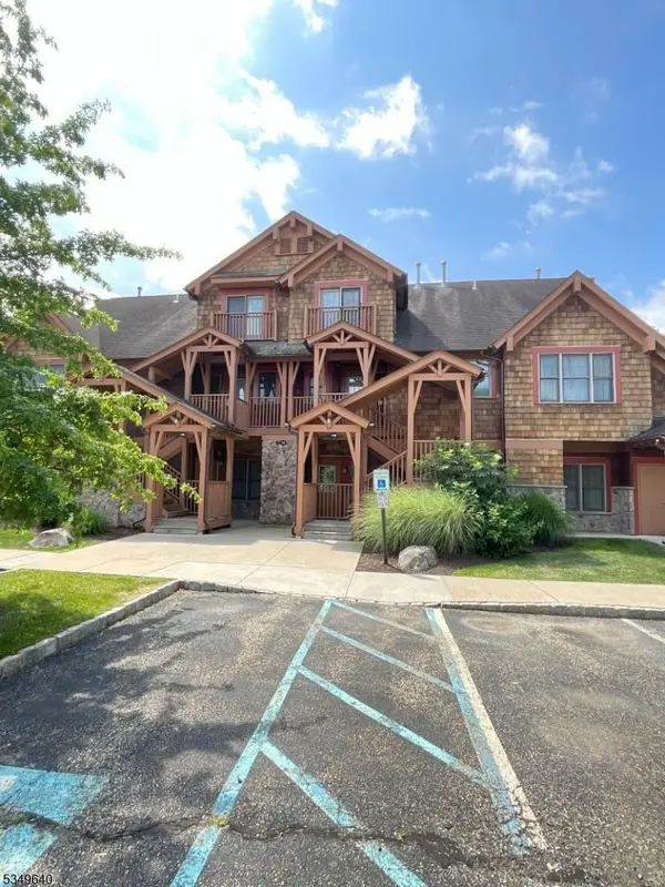 4-22 Maple Crescent, Vernon Twp., NJ 07462