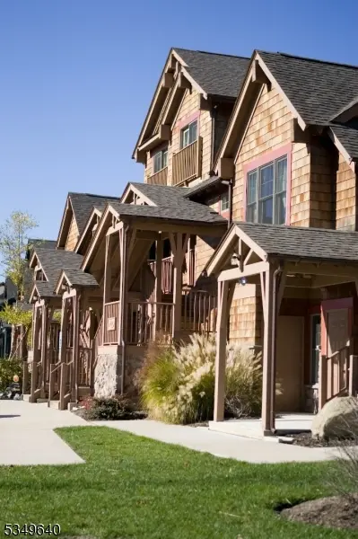 4-22 Maple Crescent, Vernon Twp., NJ 07462