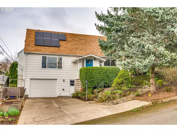 9638 SW 50TH AVE, Portland, OR 97219