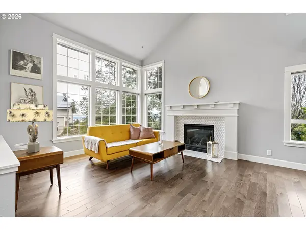 3368 BENTLEY AVE, Eugene, OR 97405