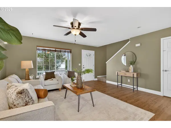 52407 NE 14TH ST, Scappoose, OR 97056