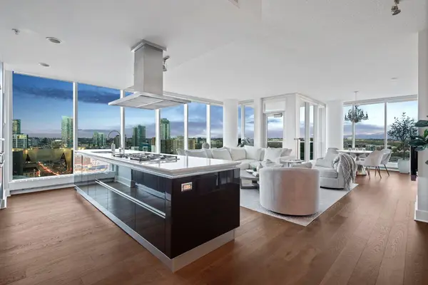 433 11 AVE SE #1601, Calgary, AB T2G 0C7