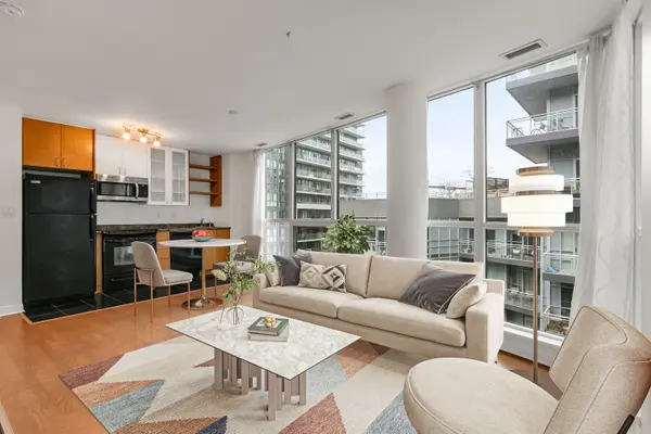 600 Fleet ST #727, Toronto C01, ON M5V 1B7