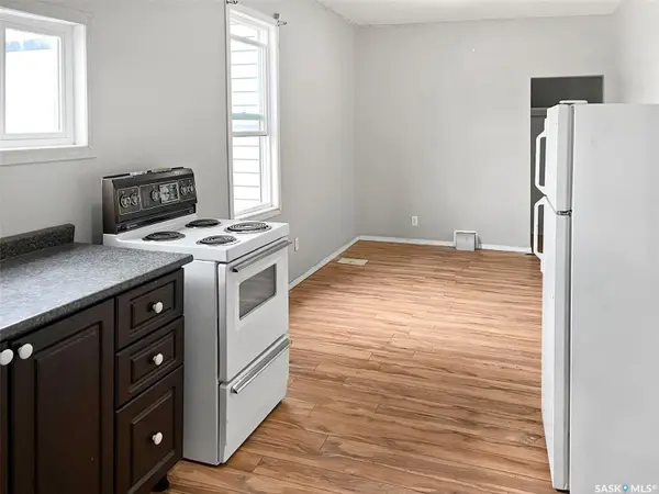 301 Cheadle STREET E, Swift Current, SK S9H 1G5