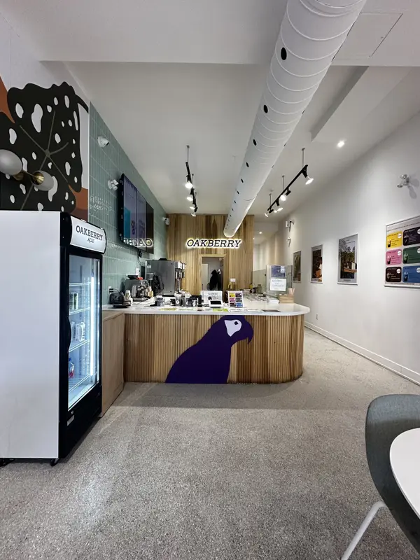 327 Lakeshore RD E, Oakville, ON L6J 1J4