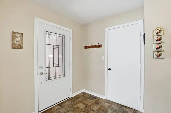 52 Winnett ST N, Haldimand, ON N0A 1E0