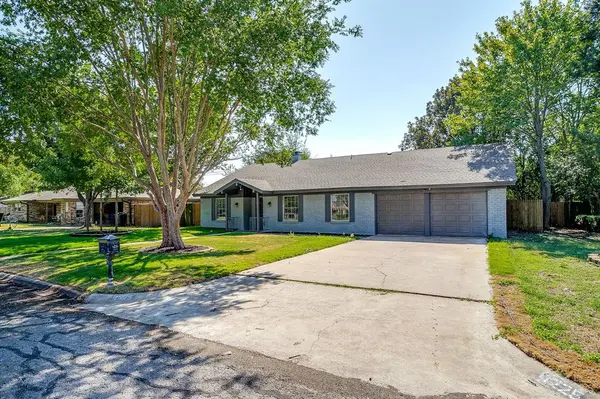 Cleburne, TX 76033,1225 Crestwood Drive