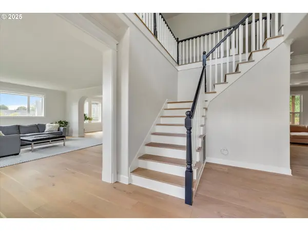 16777 S KRAEFT RD, Oregon City, OR 97045