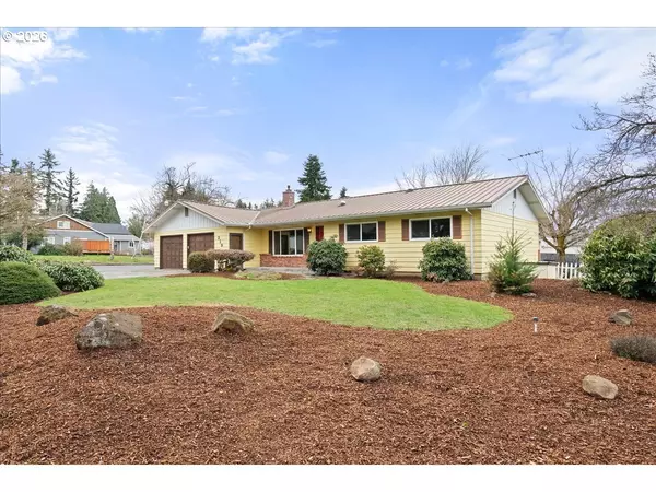 Silverton, OR 97381,319 MONITOR RD