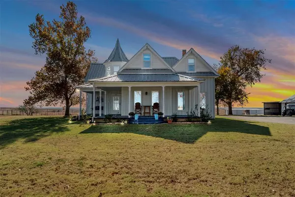 945 Quarter Horse Lane, Bellevue, TX 76228