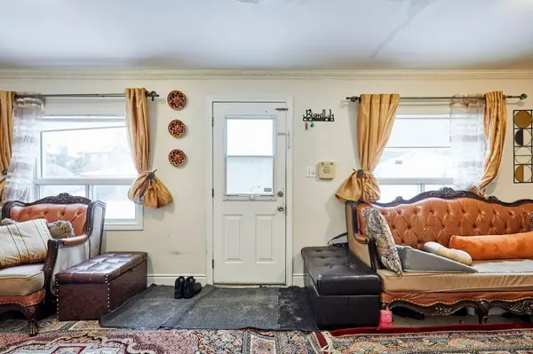 23 Bush DR, Toronto E10, ON M1C 1G7