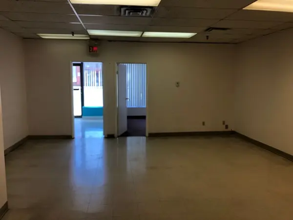 1140 Burnhamthorpe RD W #131, Mississauga, ON L5C 4E6