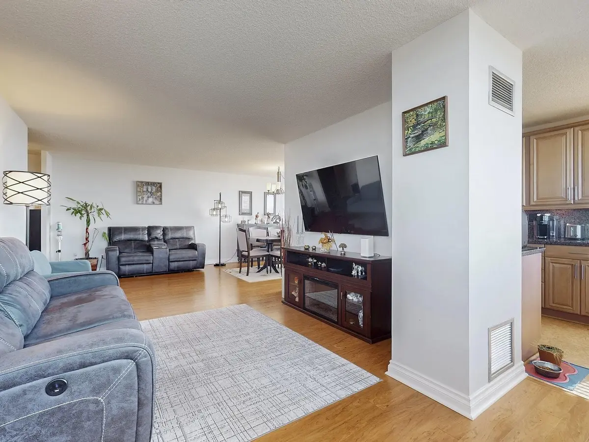 133 Torresdale AVE #2503, Toronto C07, ON M2R 3T2