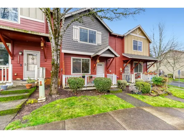 38573 CASCADIA VILLAGE DR, Sandy, OR 97055