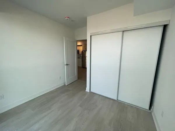 2545 Simcoe ST N #808, Oshawa, ON L1L 0W3