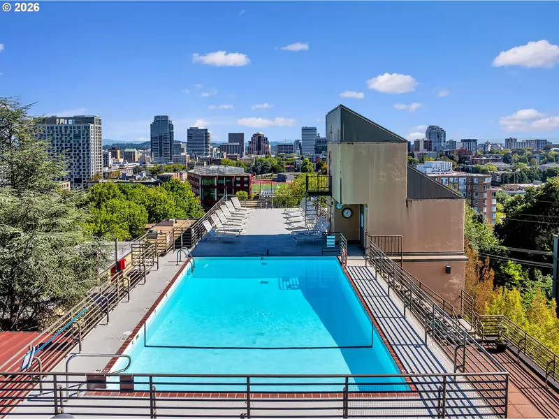 2021 SW MAIN ST #33, Portland, OR 97205