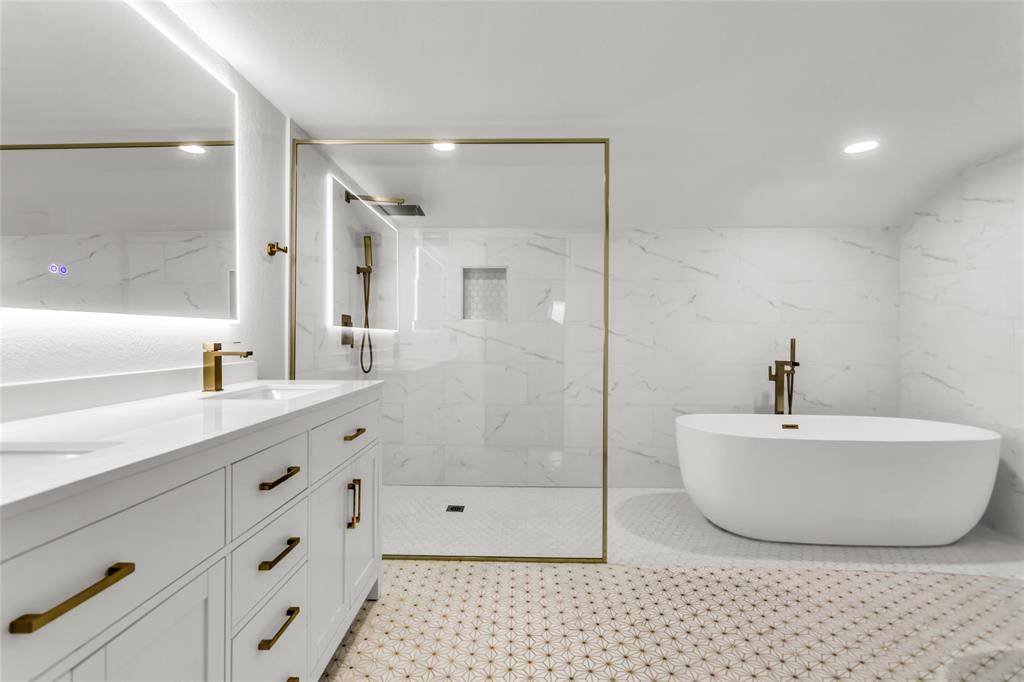 3235 Cole Avenue #105, Dallas, TX 75204