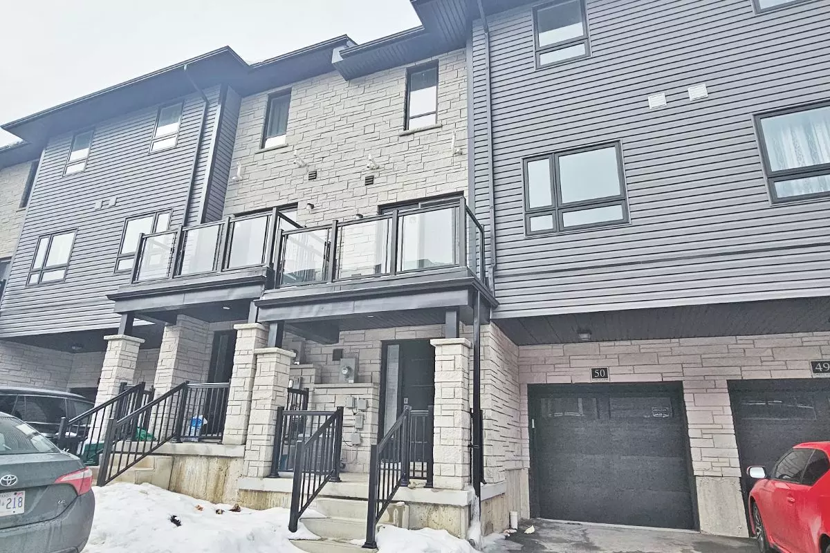 Cambridge, ON N1T 2E2,51 Sparrow AVE #50