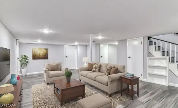 685 Edgewood Pl, North Brunswick Twp., NJ 08902