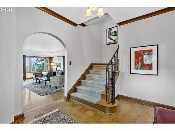 Portland, OR 97210,782 NW POWHATAN TER