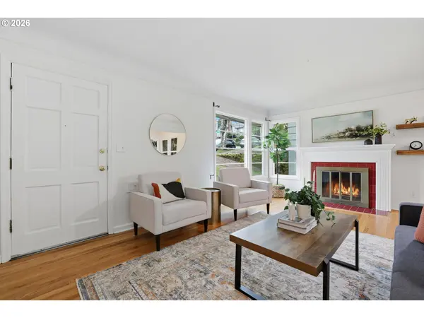 421 NE 87TH AVE, Portland, OR 97220