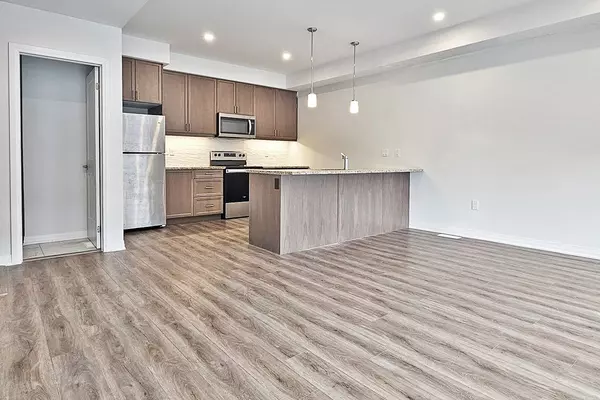 Cambridge, ON N1T 2E2,51 Sparrow AVE #50