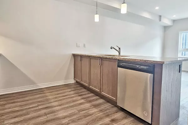 Cambridge, ON N1T 2E2,51 Sparrow AVE #50