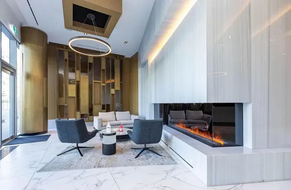 15 Queens Quay E #2508, Toronto C08, ON M5E 0A5