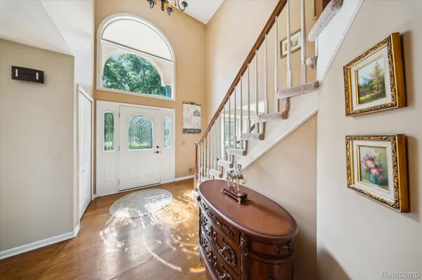 56764 Jewell RD, Shelby Charter Township, MI 48315