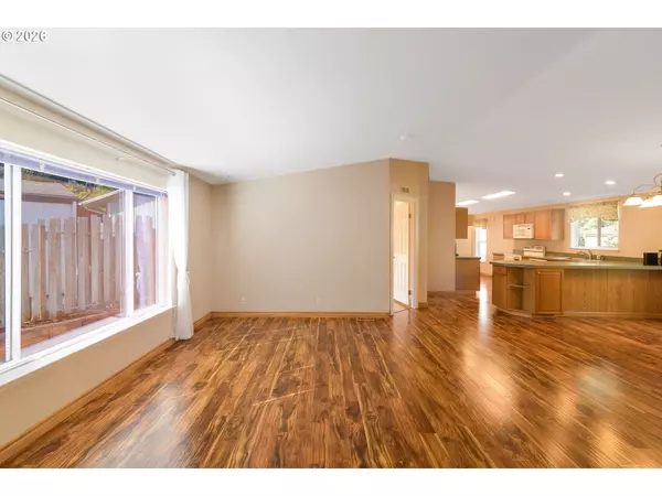 Coos Bay, OR 97420,570 SHOREPINES PL