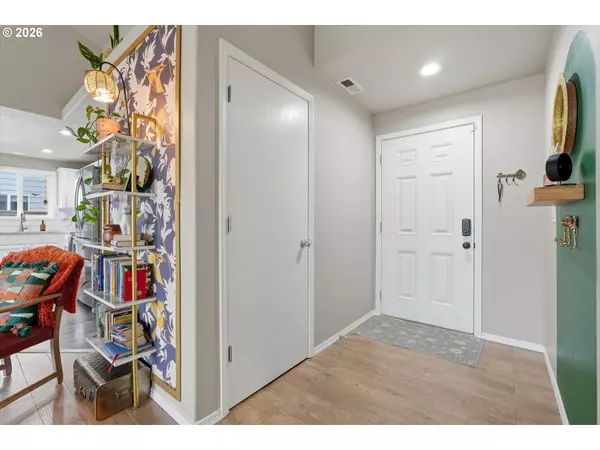 Mc Minnville, OR 97128,3422 NE HARVEST DR