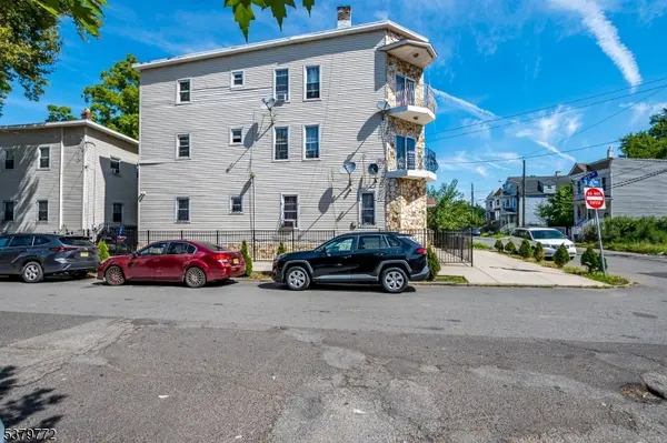 369 21St St, Irvington Twp., NJ 07111