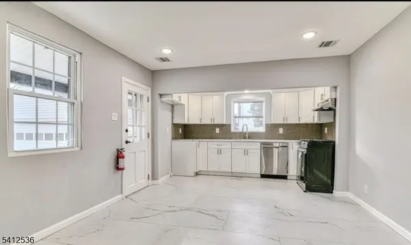 685 Edgewood Pl, North Brunswick Twp., NJ 08902