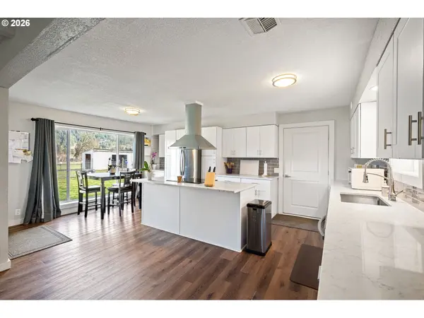 82517 Greenwood ST, Creswell, OR 97426